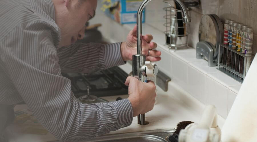 Local expert plumbing services in New Pine Creek, OR